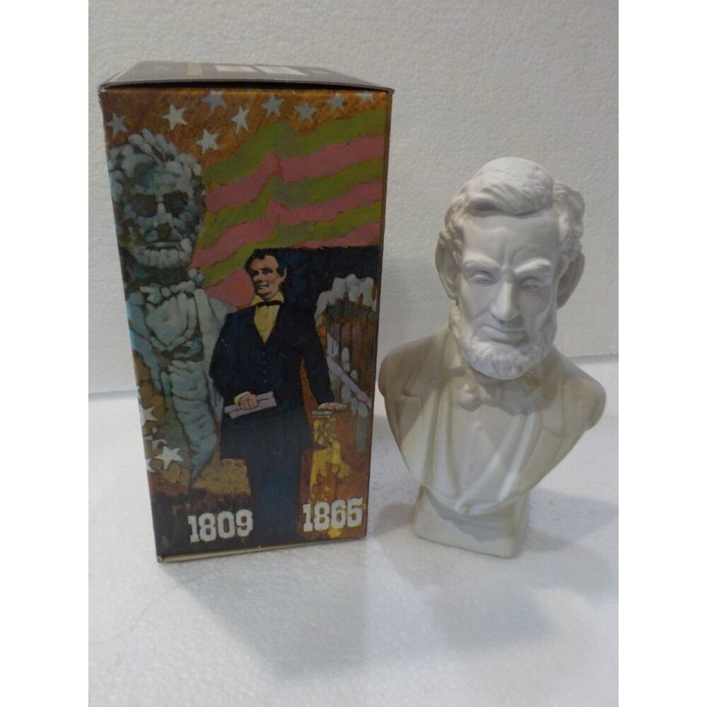 Vintage Avon President Lincoln Wild Country Aftershave 6 fl oz Decanter w/ Box